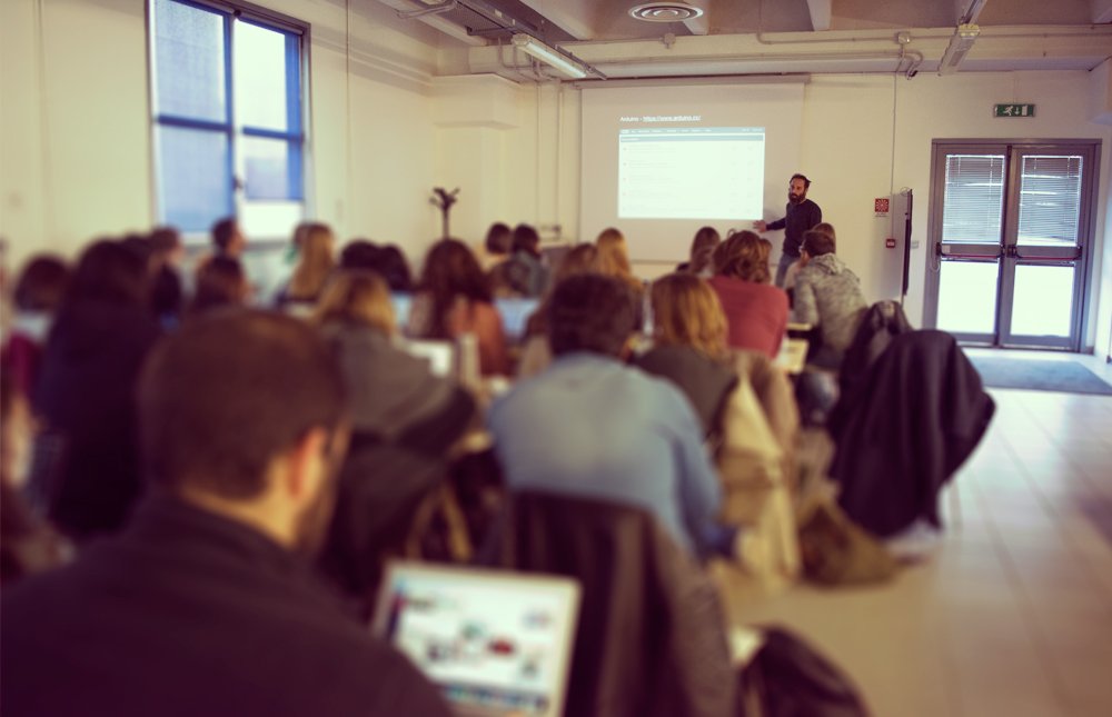 <a href="/ales9000/">Alessandro Masserdotti</a> from <a href="/dot_cube/">dotdotdot</a> is introducing us to <a href="/arduino/">Arduino</a> and #prototyping here in <a href="/Polifactory/">Polifactory</a> #ServiceDesignCulture