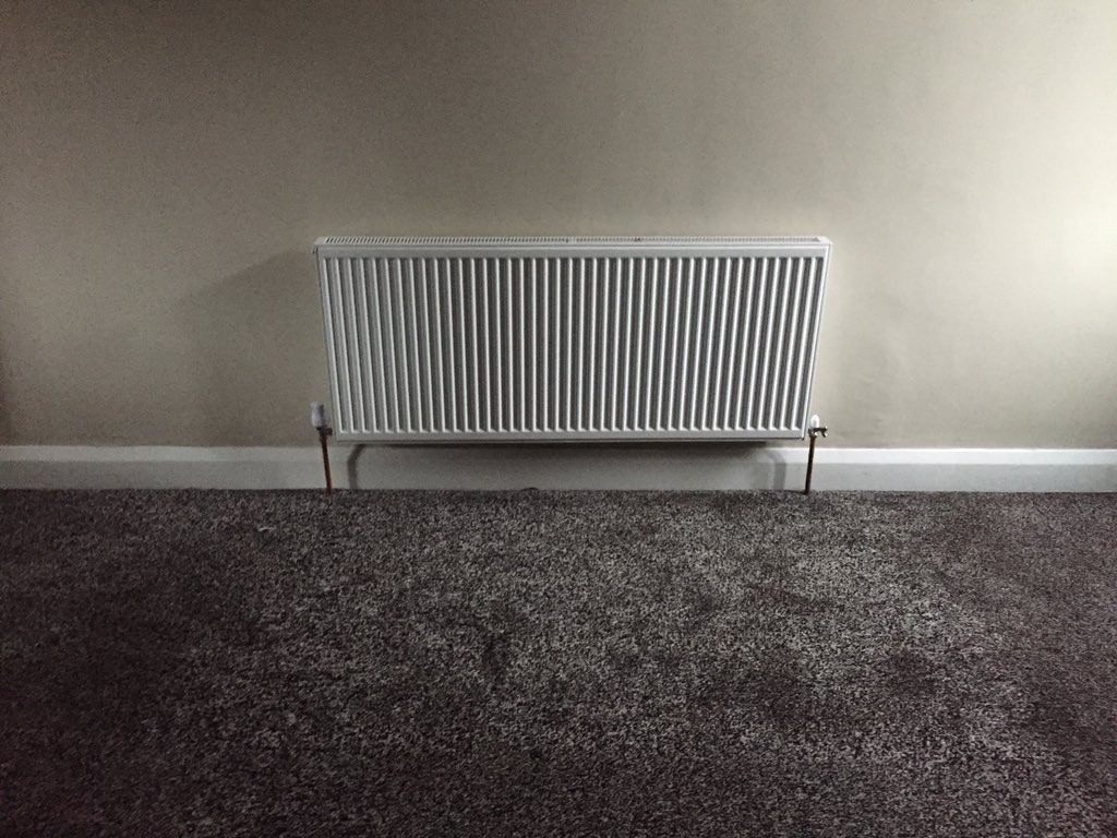RobertTomkys's tweet photo. #sofaworks think customer service is refunding a delivery charge when nothing was delivered. #nothingcame https://t.co/Zmt3NNlZfV