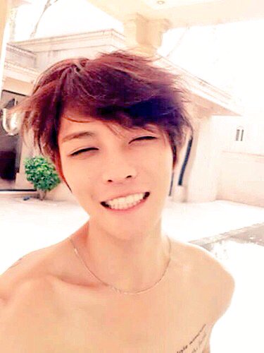 TVfXQ321's tweet photo. #HappyJaeJoongDay https://t.co/b11RuY7OER