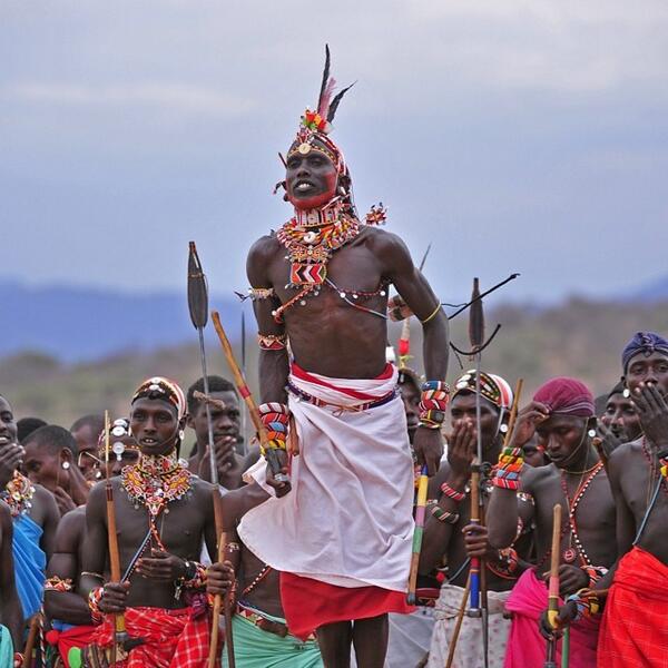 kenyapics's tweet photo. Why we travel... For the people, for the experience, for the culture. #WhyTouristsVisitKenya https://t.co/Ja1zyUcx9x