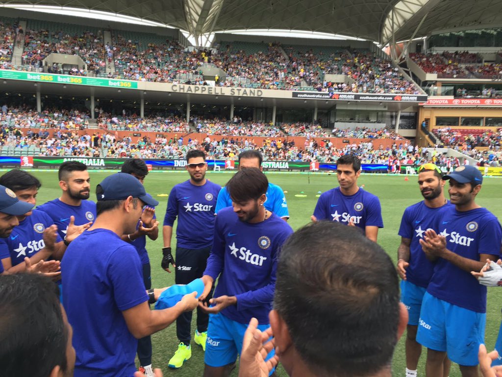 Another boy from Gujarat debuts Indian cricket team DeshGujarat