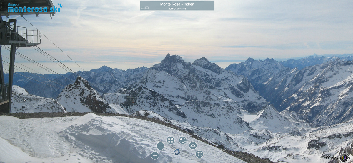 Alagnapuntoit's tweet photo. Il panorama da #Indren, in diretta dalla nuova webcam! #MonteRosa #Ski #alps https://t.co/NejlTMnYfF https://t.co/xAxTWIvNs0