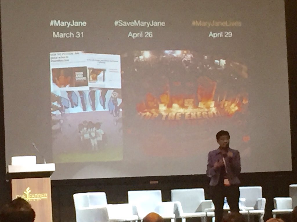 Vidas2016's tweet photo. @maria_ressa @rapplerdotcom on using videos with impact #vidas2016 https://t.co/wAKhddBR4t