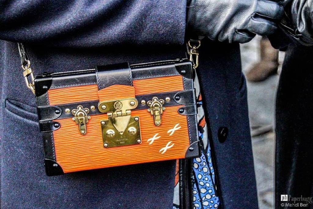 Our #streetstyle photographer was on <a href="/louisvuitton/">Louis Vuitton</a> show, during the Men Fashion Week, Pari… ift.tt/1OUJTdS