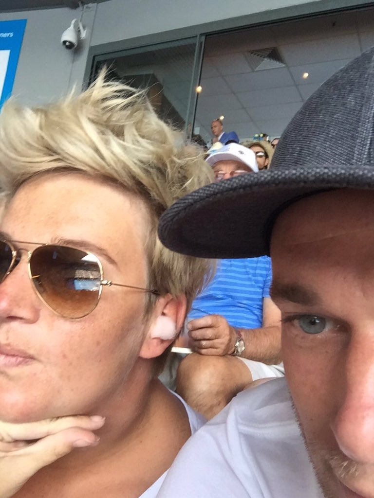 KaatPol's tweet photo. #AOSelfie #KiaTennis #RLA https://t.co/krLSYLsfsi