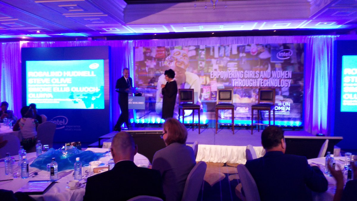 MugiluriDiPeppa's tweet photo. #IntelSheWillConnect with @ImSurajSharma @lmuthoni @rozhudnell @markmatunga @deartitilope @ADELLEO @IntelEastAfrica https://t.co/Q5yQdprdhq