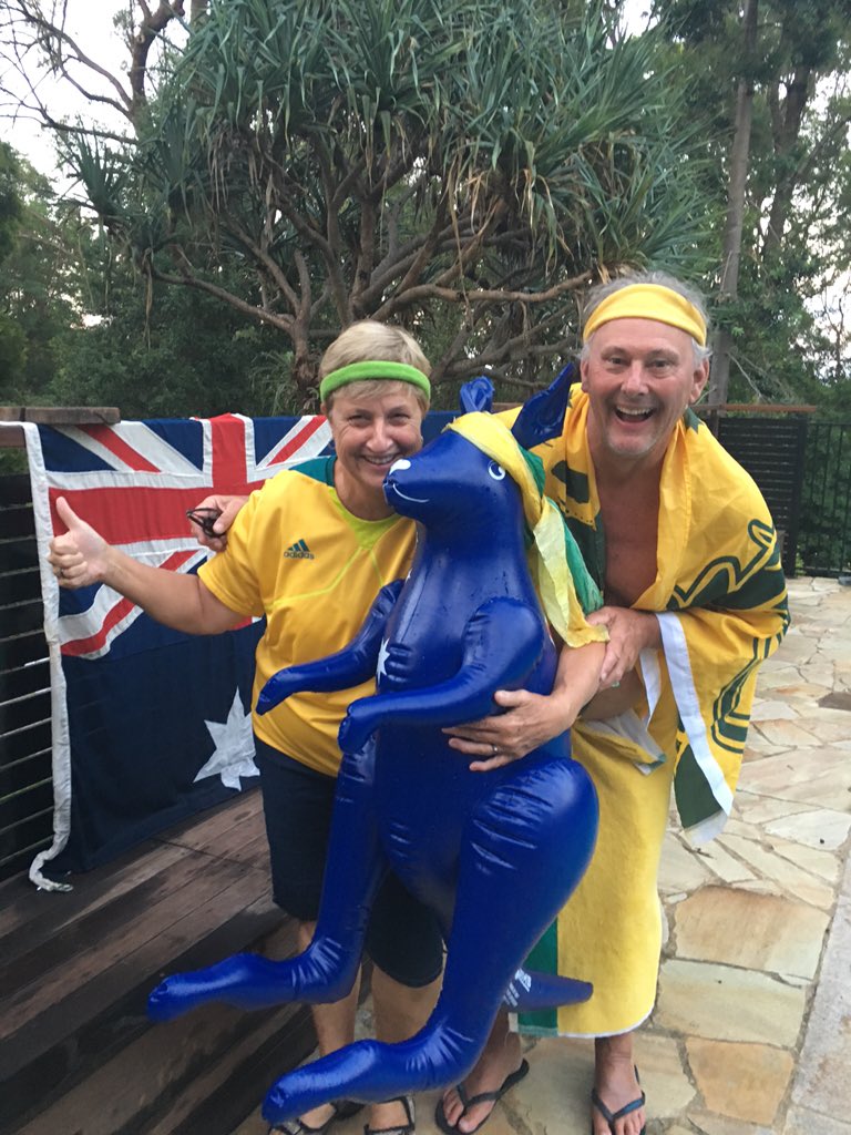 HansonBrooke's tweet photo. Proud Aussies nan &amp; pop Hanso with Aussie our Roo #AustraliaDay #HeadbandForGood @hansonmedia https://t.co/ZrdWOgr2mQ