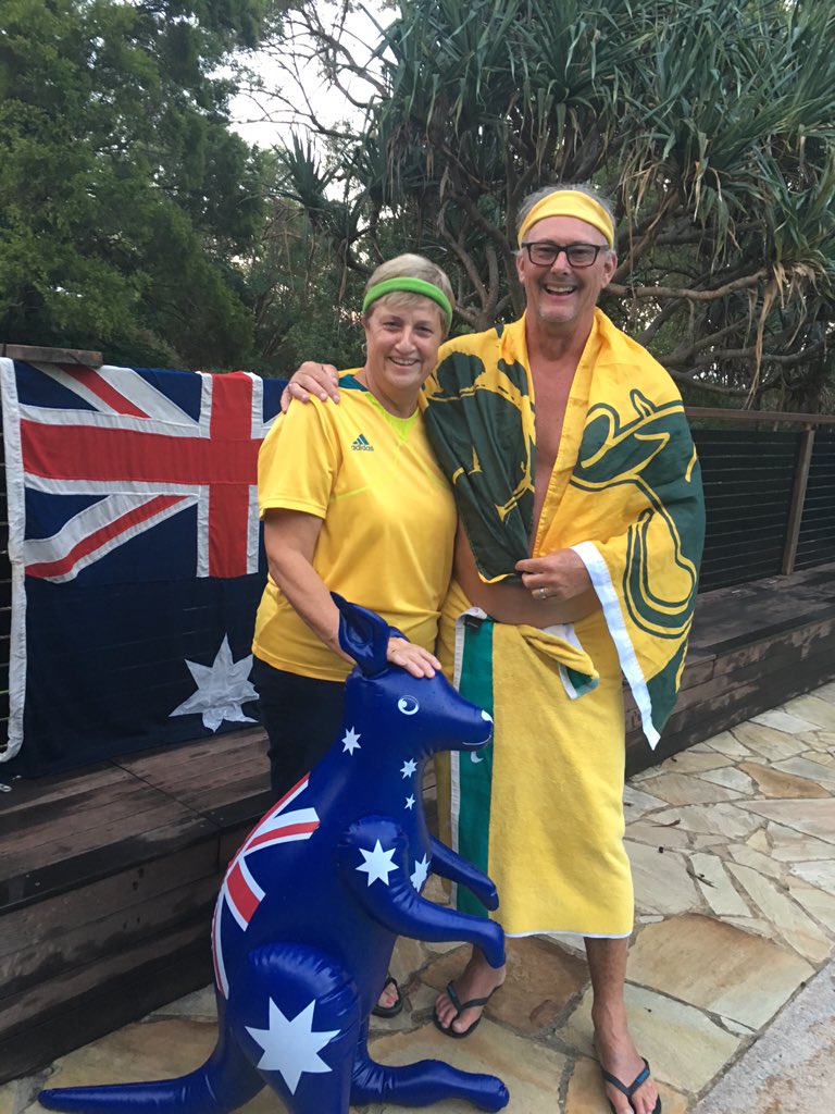 HansonBrooke's tweet photo. Proud Aussies nan &amp; pop Hanso with Aussie our Roo #AustraliaDay #HeadbandForGood @hansonmedia https://t.co/ZrdWOgr2mQ