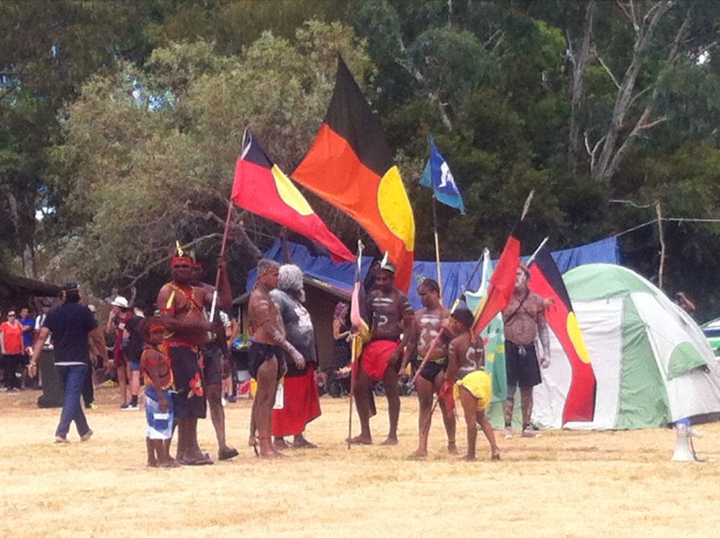 juliusglauer's tweet photo. RT https://t.co/FnMyiW4XLq Some pics of #SurvivalDay2016 march in #Perth #InvasionDay2016 #AustraliaDay https://t.co/s7ailNCME6