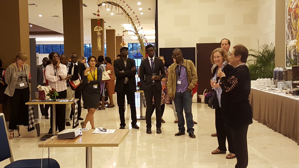 #womensedition journalist Rina David sharing how #PRB helps her cover population issues in #phillipines