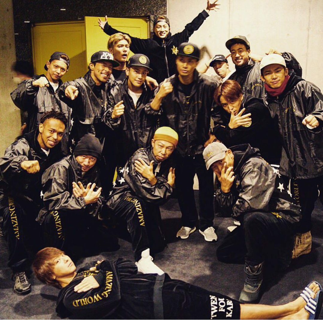 l28tsk's tweet photo. どうも！EXILEのTAKAHIROです！え？俺が何処に居るか分からない？このイケメンが見付けられないとは...😨笑 はい。何て冗談です笑 feeling重視👌俺を見付けられた人はRT！！笑
#RTしたnrさんで気になった人お迎え https://t.co/kXg9jF0RlA