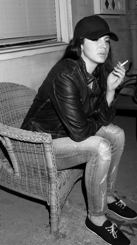 Mobile Wallpapers On Twitter Lana Del Rey Smoking Httpstco