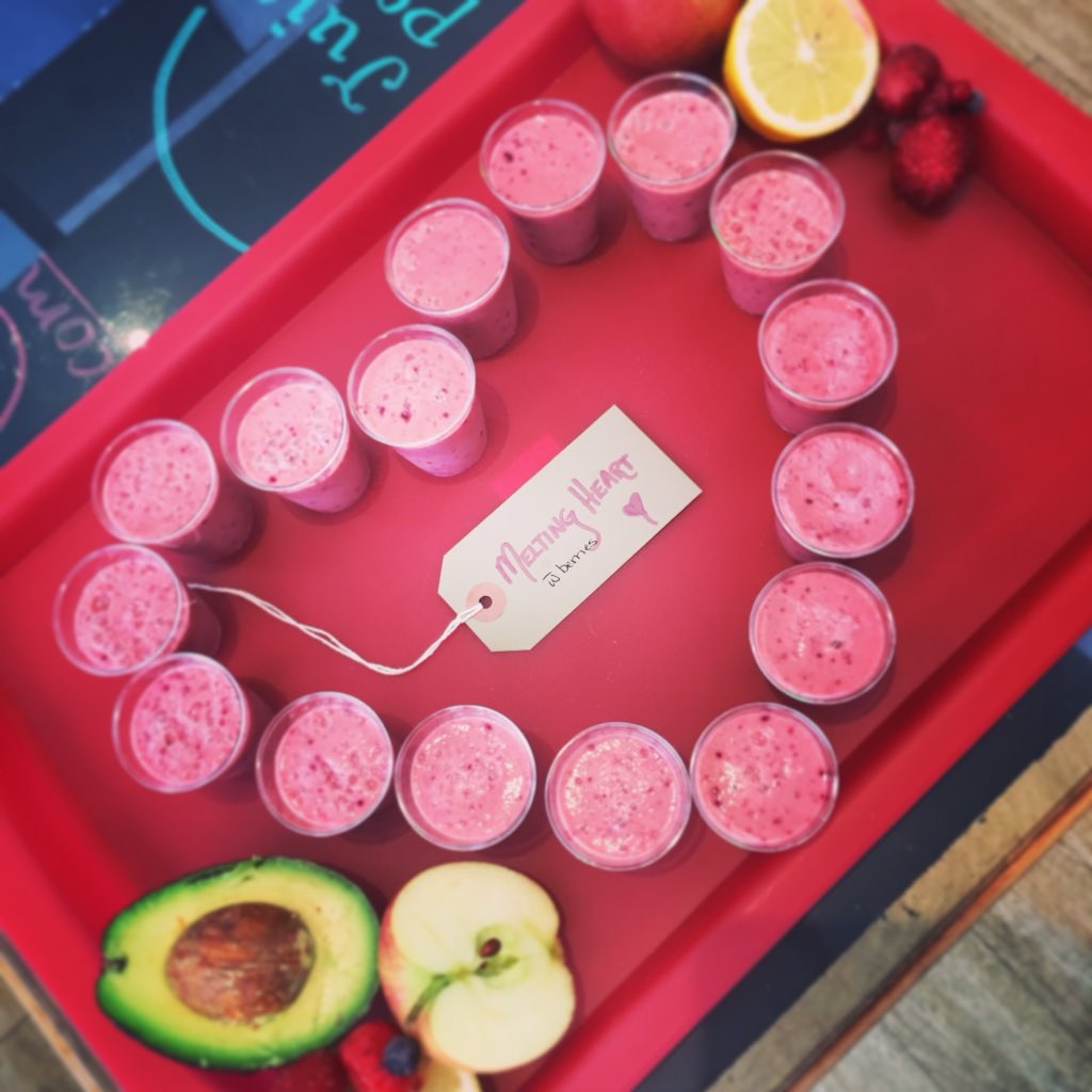 glojuiceuk's tweet photo. Feeling #romantic down here @glojuiceuk in #Clapham. Join us for a #meltingheart with berries! #juice #lunch #tasty https://t.co/s52F7mYIKN