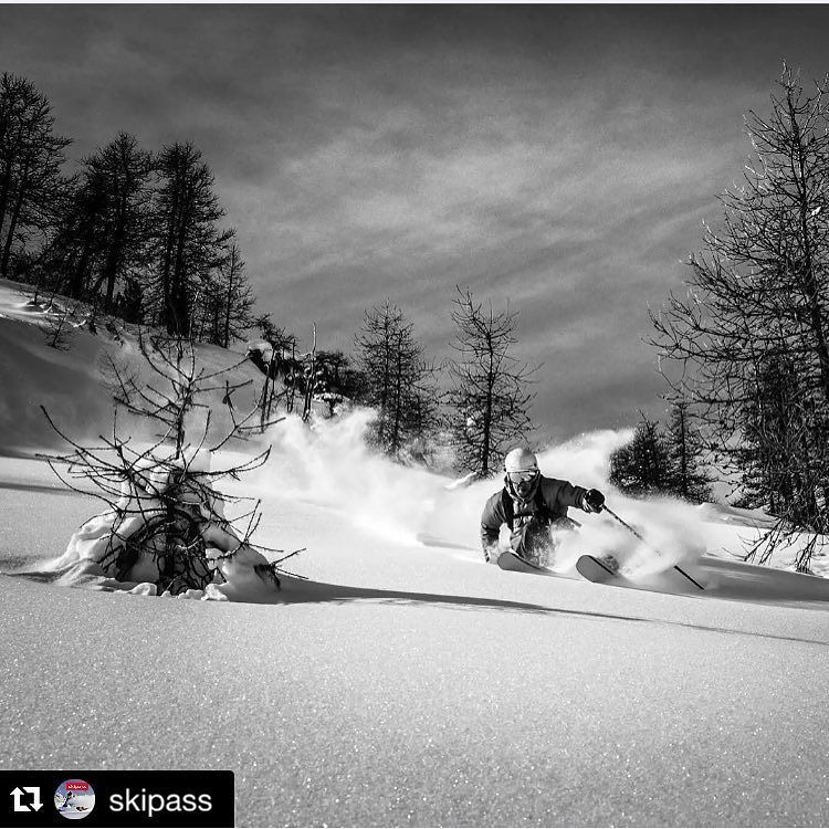 MontagneJadore's tweet photo. #repost @skipass
#valthorens #lafoliedouce #lesgets #tignes #valdiser #latoussuire #alpedhuez #les2alpes #laplagne… https://t.co/tO1Aoi4KtY
