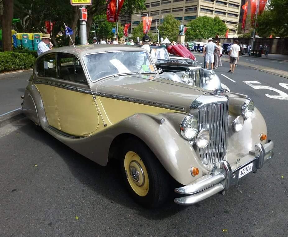 oldcar_photo's tweet photo. #jaguarmkv #jaguar #mk5 #mkv #classicjaguar #classiccar #oldcar #oldtimer #vintagestyle #vintage #40sstyle #40scar … https://t.co/GHJ9sIivmE
