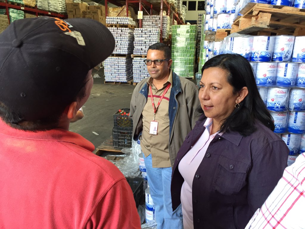 gestionperfecta's tweet photo. Junto a los trabajadores del centro de distribución, recorrimos las instalaciones y escuchamos sus problemáticas https://t.co/VfDtegxfgg