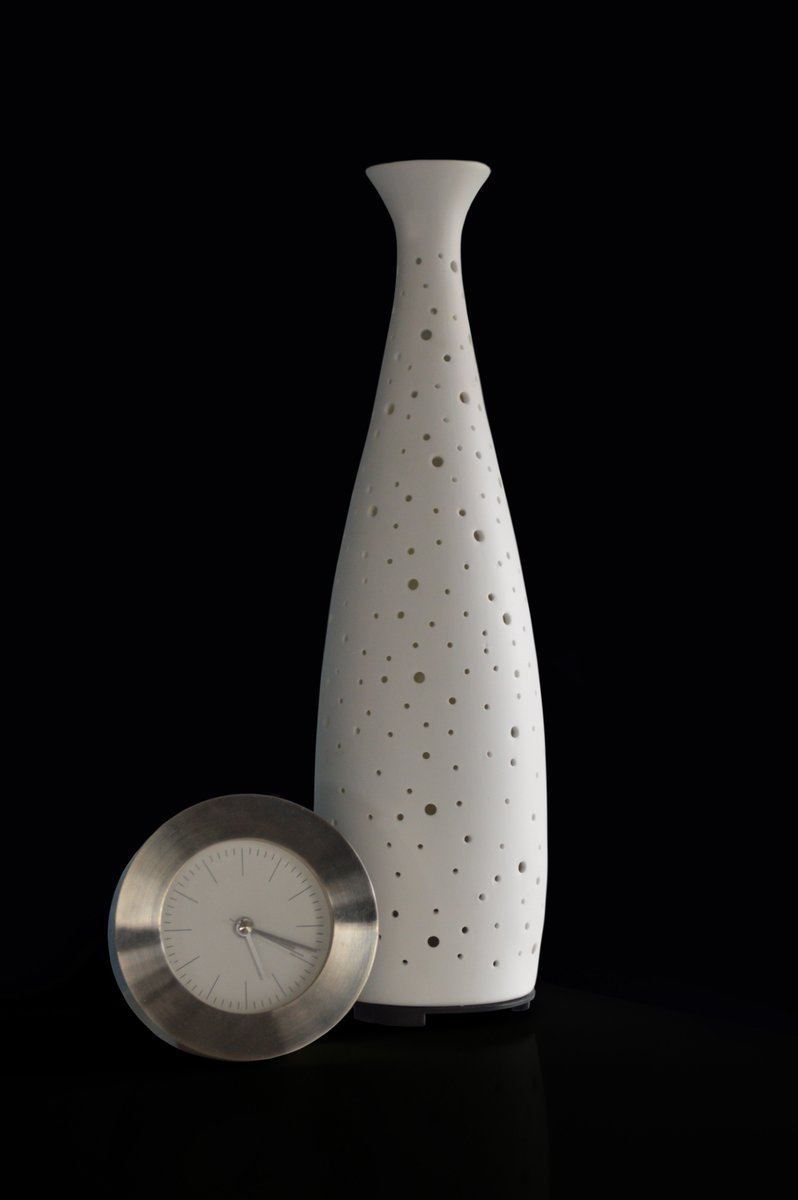 Need a gift for VALENTINES DAY?  Treat yourself or a friend w/ a White Orchid Diffuser......mf.tt/I0VAP