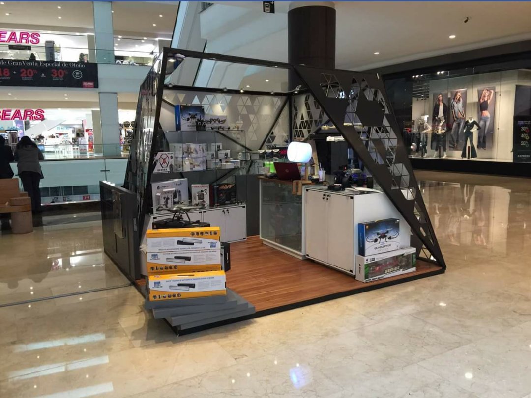 Dmotic_RC's tweet image. Sucursal centro comercial Santa Fe, DF.