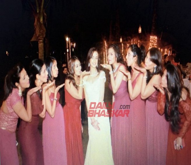 Embedded image permalink