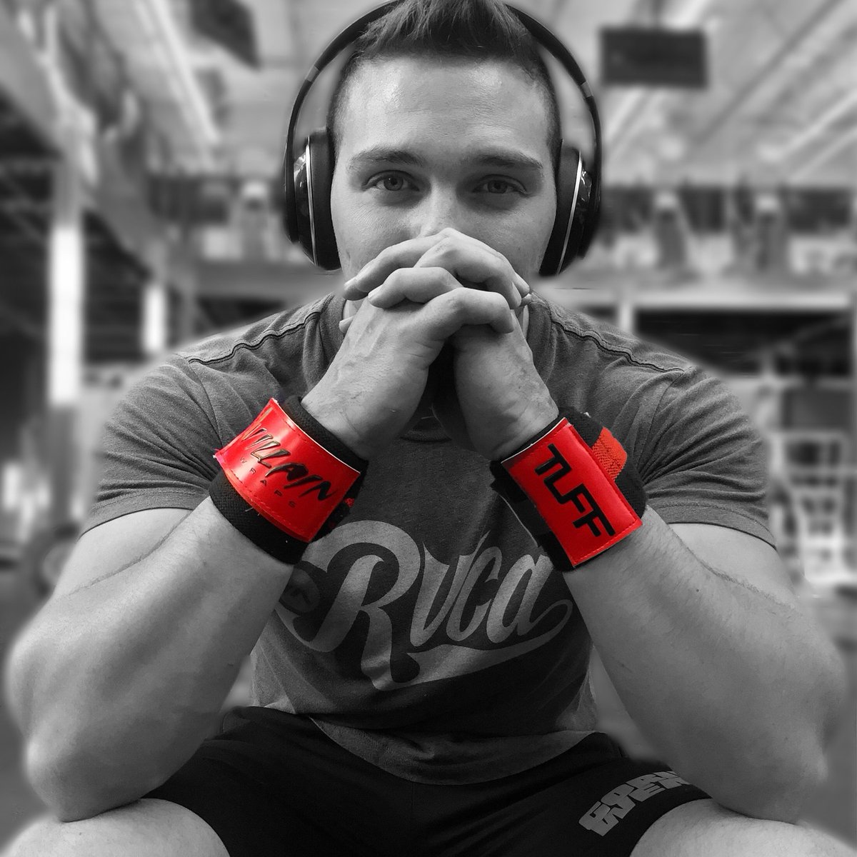 TuffWraps's tweet photo. gstone_14 reppin his Villain Wrist Wraps. 
#tuffwraps #villainwraps #wristwraps #wristsupports #powerlifting https://t.co/mtQ3vszdIs