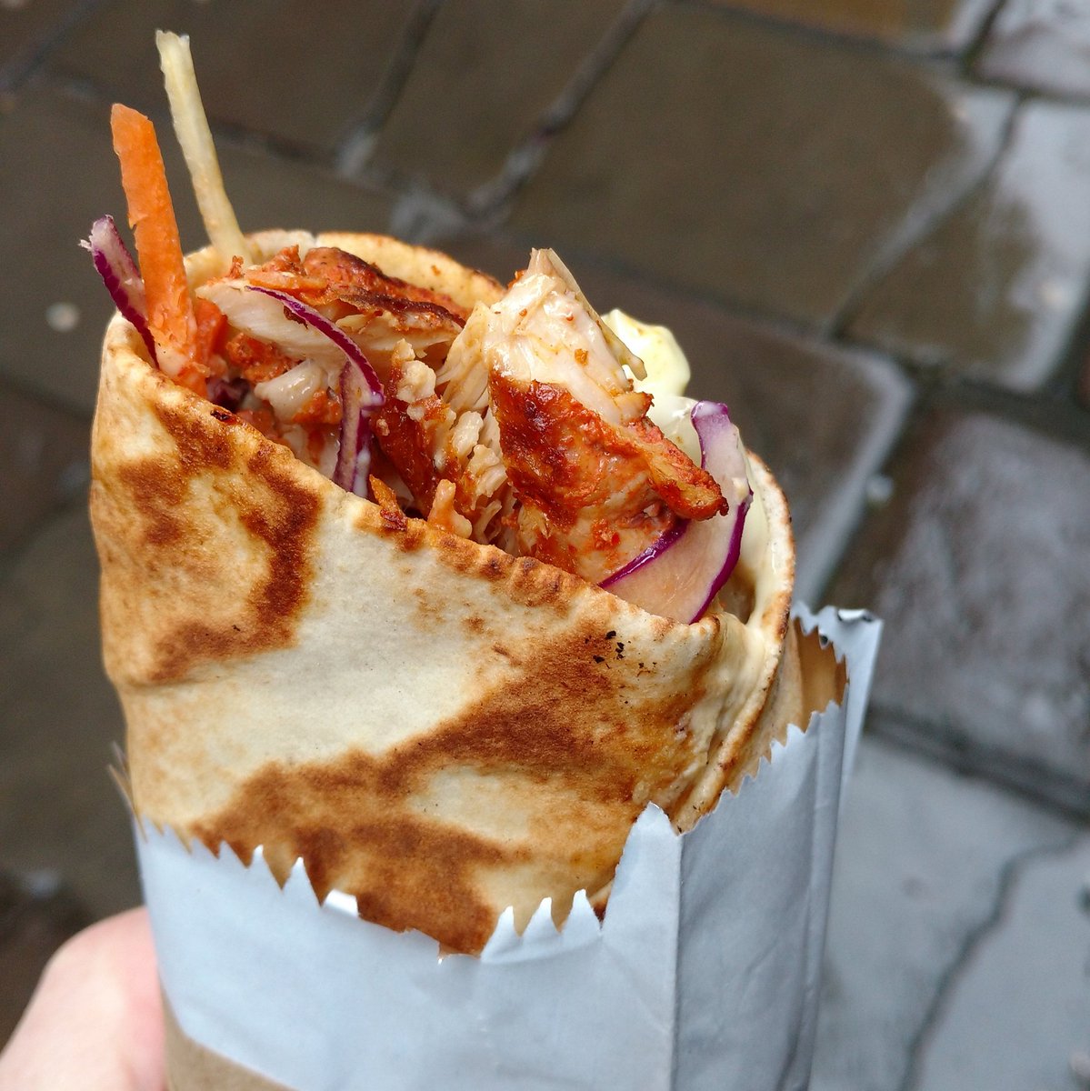 BristolLunch's tweet photo. Gorgeous chicken wrap (£5) from The Olive Works in St Nick's today. #bristol #streetfood #healthy #lunch https://t.co/wvBE9KE72j