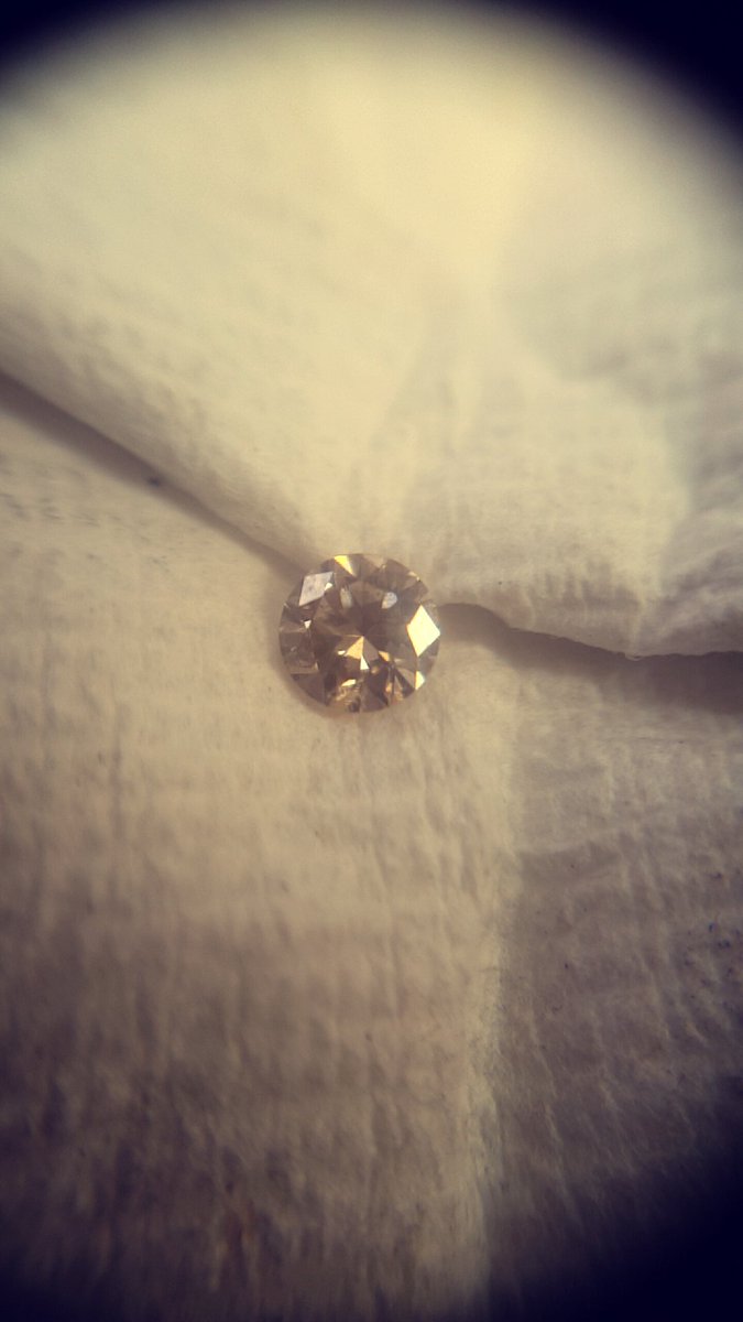 JagliovSeldat's tweet image. Diamond made by mee