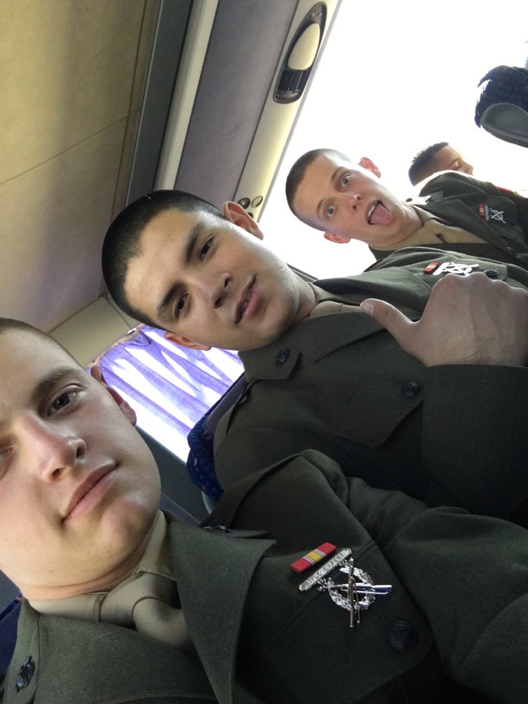 ChaseCMC's tweet photo. We out here https://t.co/ISzkUSZ6mE
