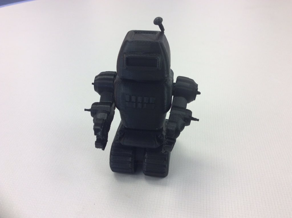 CBAWestChester's tweet photo. #3Dprinting project 2 complete! Our robot has a friend! #cubify https://t.co/at3LBwr081