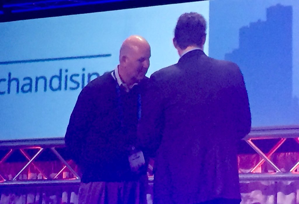 EI_Interiors's tweet photo. Congrats Phil @eandicoop on having one of the golden tickets! #gallerylaunch #globalexpo2016 @AmericanHotelHQ https://t.co/Z2w3acuqwa