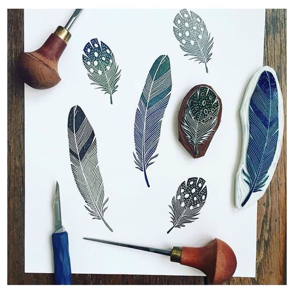 StArtEverywhere's tweet photo. Hand carved feather stamps by @viktoriaastrom #creativpaper by creativpaper https://t.co/XNuTaNxy26