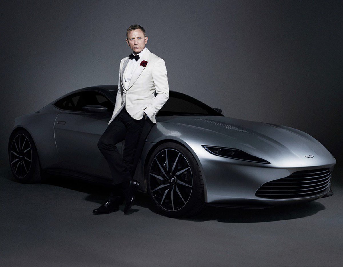 averagejoesblog's tweet photo. Items from #SPECTRE are up for auction at @ChristiesInc, including an @astonmartin #DB10! https://t.co/LddSNt1TN0 https://t.co/U21iviVOzk
