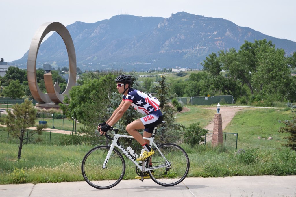 MajorLeagueTri's tweet photo. Meet Alex Libin of the @LincolnMustangs. From Des Moines, he's entering his 4th year racing pro. @libinracing https://t.co/5nLhj9r8E6