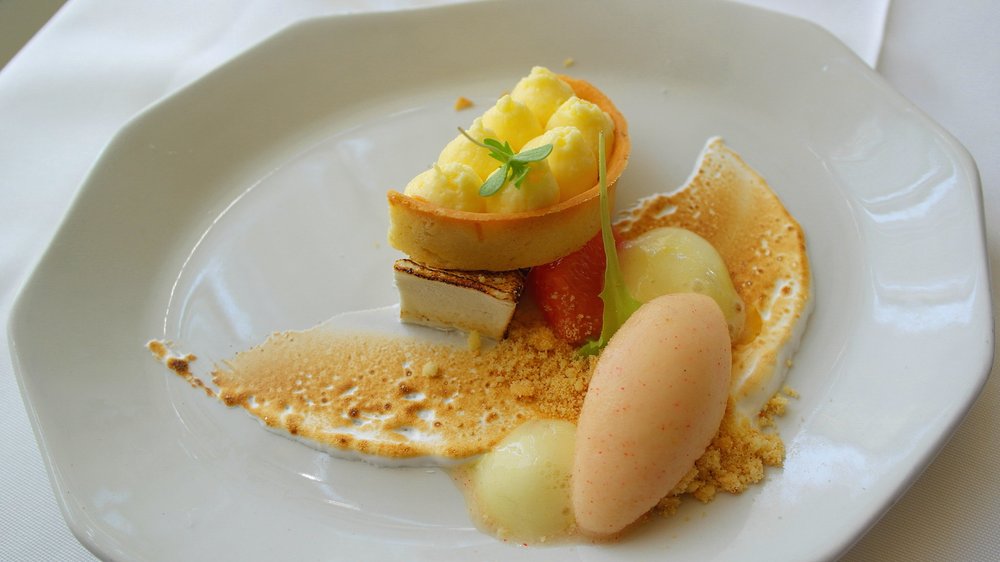 À découvrir <a href="/LalouxMTL/">Laloux</a> dans notre #YelpMtlTop100   bit.ly/YelpMtlTop100 Photo: Yelper Nic.N