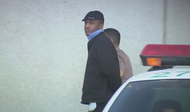 Georgia escapee denied bond in Miami. bit.ly/1KCnArI?utm_me… https://t.co/3OWTL0yPRu