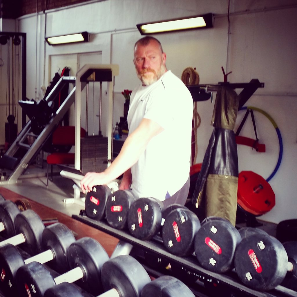SkarletReign's tweet photo. The Boss looking chirpy as ever😂
#strongman #strongmind #gymlife #strongnotskinny #unitgym #rebelstrength #repraw https://t.co/igdRF2GwSs