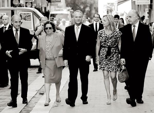 rocalca's tweet image. Algú sap a partir d quants imputats/detinguts es pot considerar una organització com a MAFIOSA? #PValencià