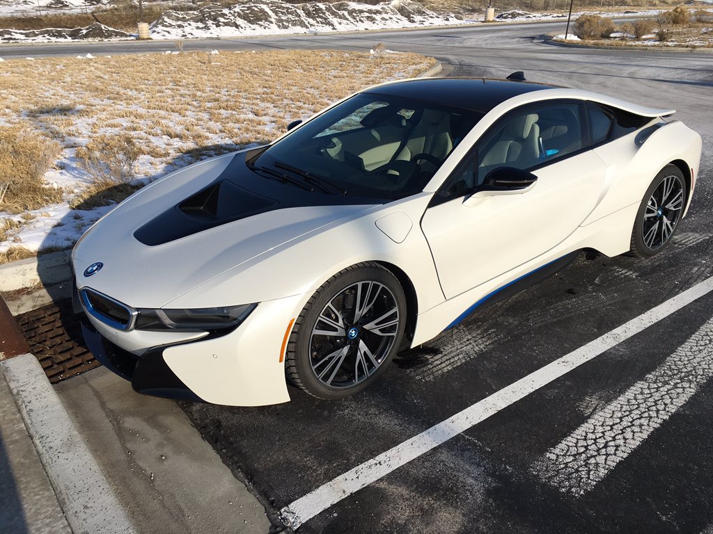 mrjonbradshaw's tweet photo. I hope that they're giving this away at the #utahcloudsummit https://t.co/ex4OwhPLtz