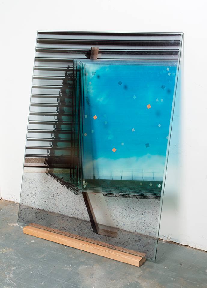 ArthaProject's tweet photo. From the studio: Stack, 2015 by Ryan Oskin. Glass, wood, transparent decal and cork. #arthaproject #RyanOskin #art https://t.co/908Xqknqex