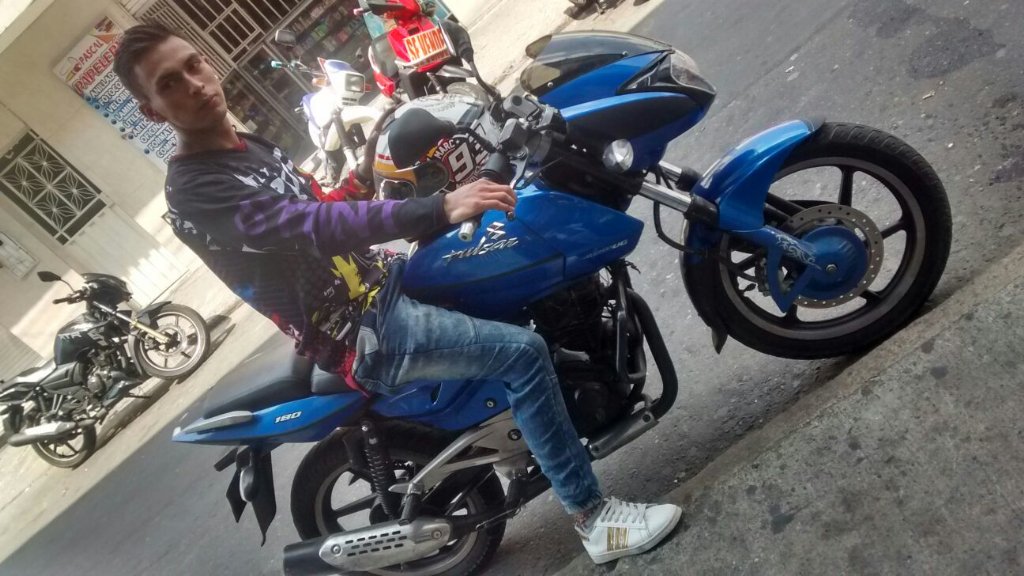 diegostunt92's tweet photo. El motociclismo va en mi sangre.. https://t.co/reHMmDLI1o