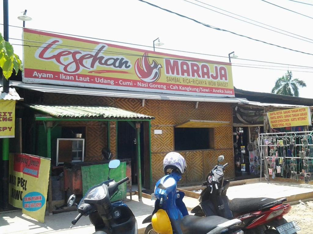 <a href="/Lesehan_Maraja/">Lesehan Maraja</a> cabang jl.Urip S. Makassar. Singgahki..:)