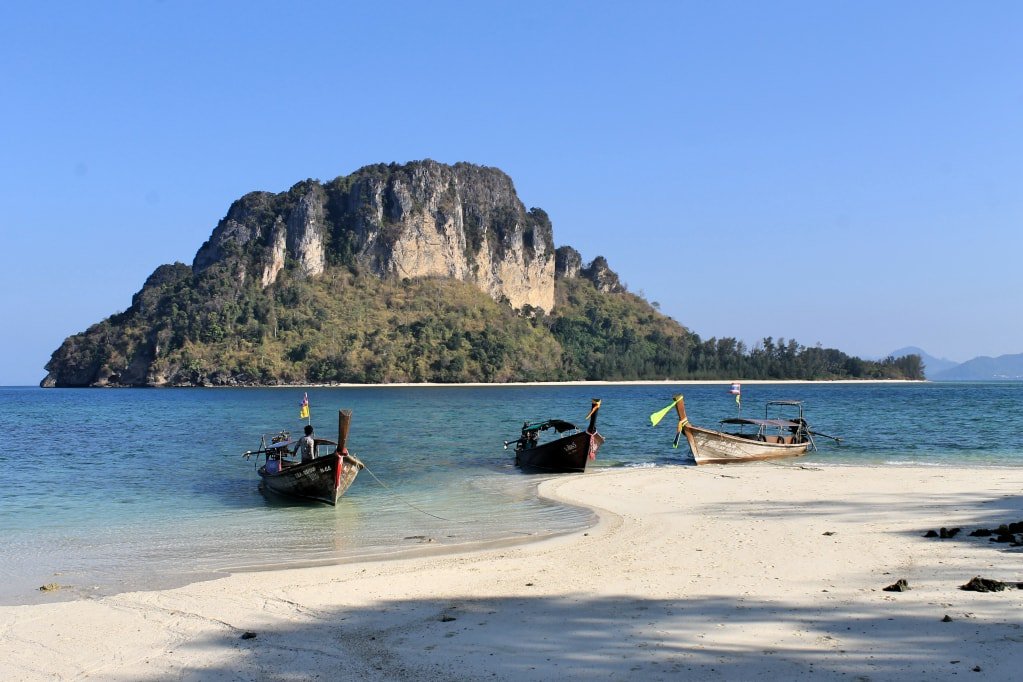 TravelasiaPluto's tweet photo. https://t.co/01Ab20iPNf Half day Island hopping #krabi https://t.co/SwRHSQdWTy