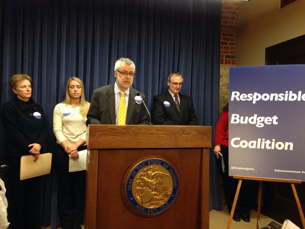 Jenn_Cushman's tweet image. Dan Lesser, @shrivercenter starts @RespBudgetIL State of OUR State address #BudgetFirst #chooserevenue #SOSIL #Twill