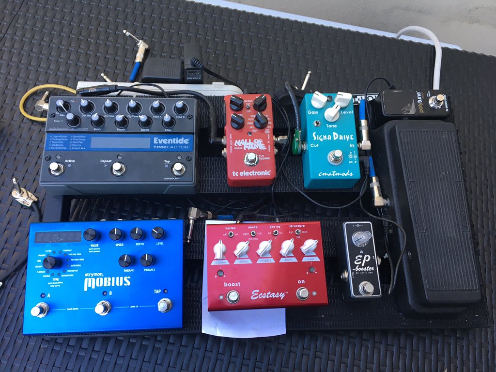 RodsAltamirano's tweet photo. In love 😍😍 #Eventide #TimeFactor #Strymon #Mobius #Tcelectronic #Bogner #cmaTmods #SignaDrive #Xotic #PedalTrain https://t.co/JLro8rgOtg
