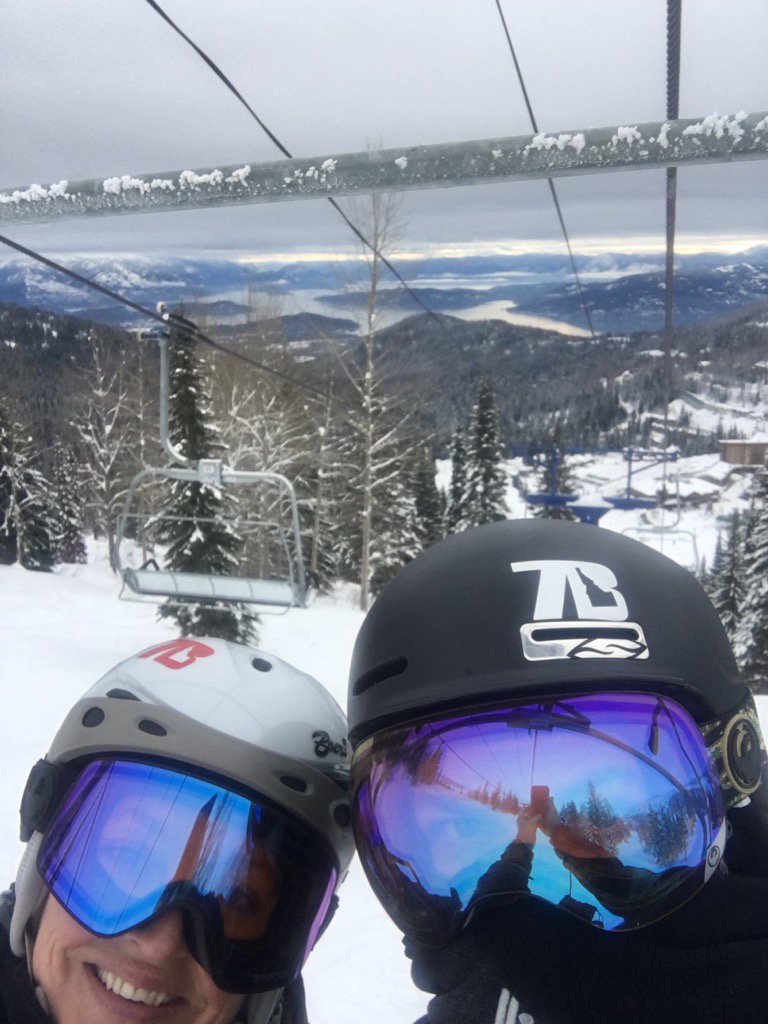 JeffBoger's tweet image. #schweitzer back country sure looks good today, but fast groomers will have to do!! #shortontime