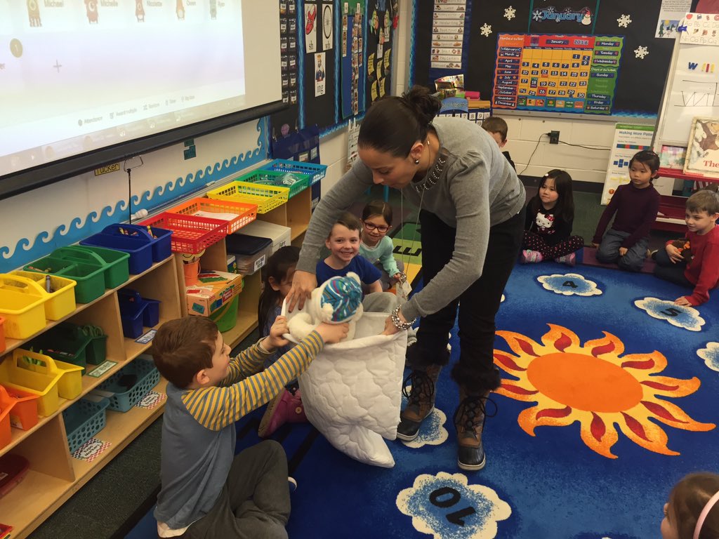 ScovillSmarties's tweet photo. We are smitten that our animals fit in the mitten!🐰🐹🐶🐻 #mittenfun @CatenaColts https://t.co/GnF2le7ldF