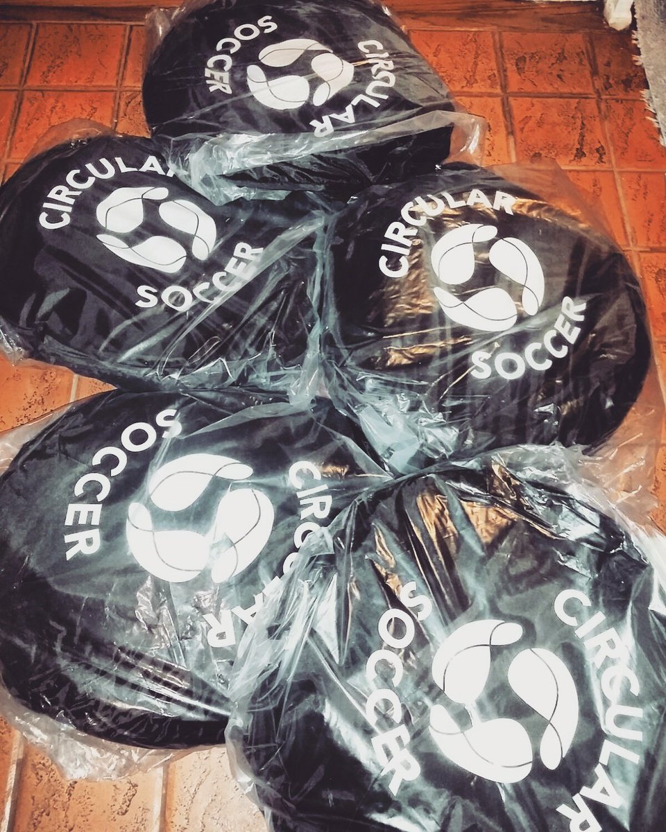 tocajuniorsfc's tweet photo. #Trigoal arrived! @CircularSoccer   #20thanniversary #WeAreToca #TOCA #PLAYsimple #soccer https://t.co/DvG9Rl8ex4