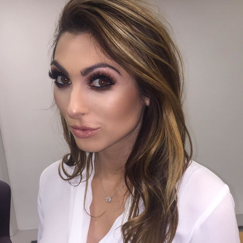 katiebishopmua's tweet photo. Makeup by me on the beautiful @luisazissman ๐ปโค๏ธ#iconicmakeup #iconicmakeup #tomford #topmaโฆ https://t.co/UJj9wT07sF https://t.co/wPftYXMRJo
