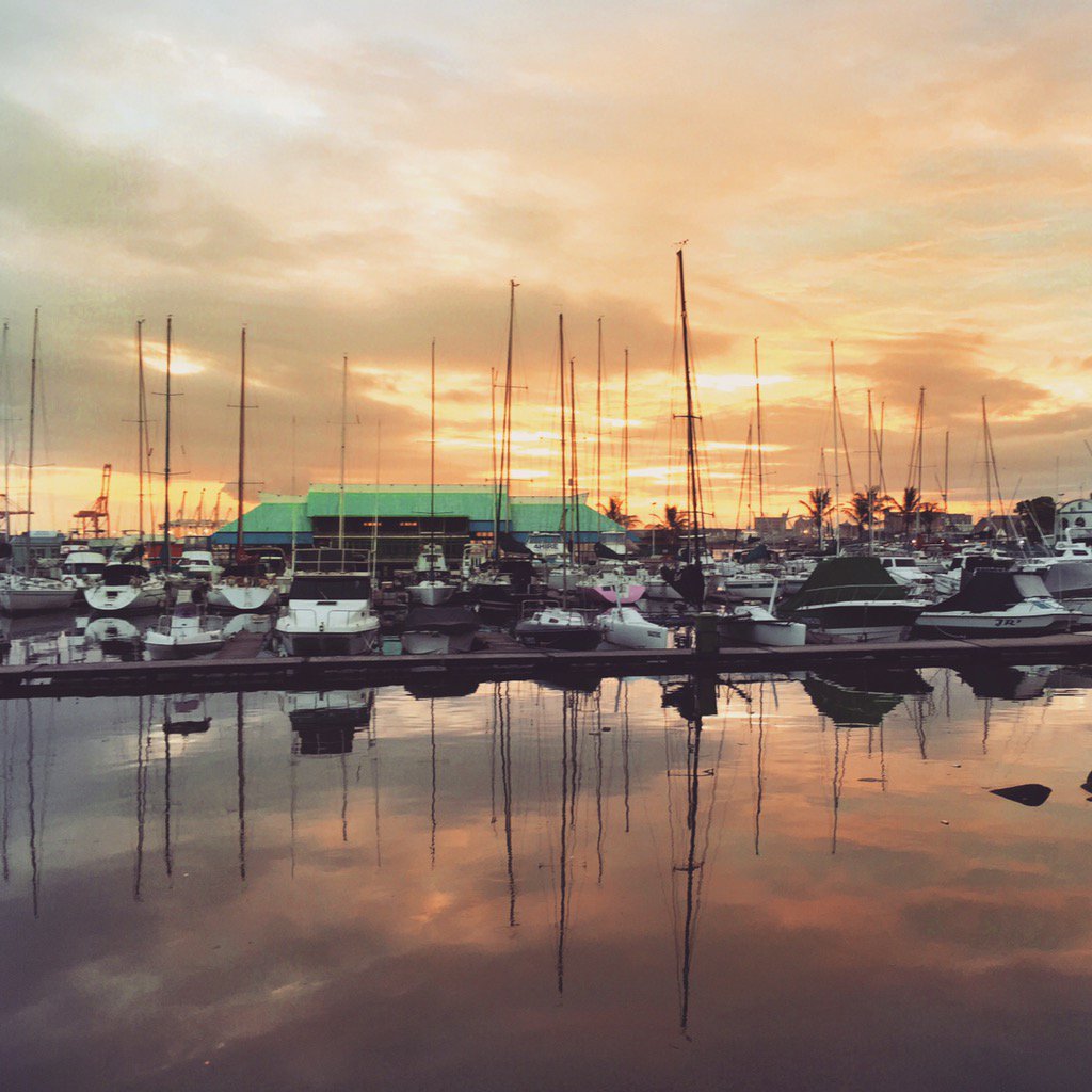 Durban showing off tonight! #Durban #ThisisKZN #beautiful