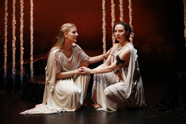 антигона автор 4 буквы. антигона автор 4 буквы. антигона автор 4 буквы. креонт и антигона. антигона софокл.