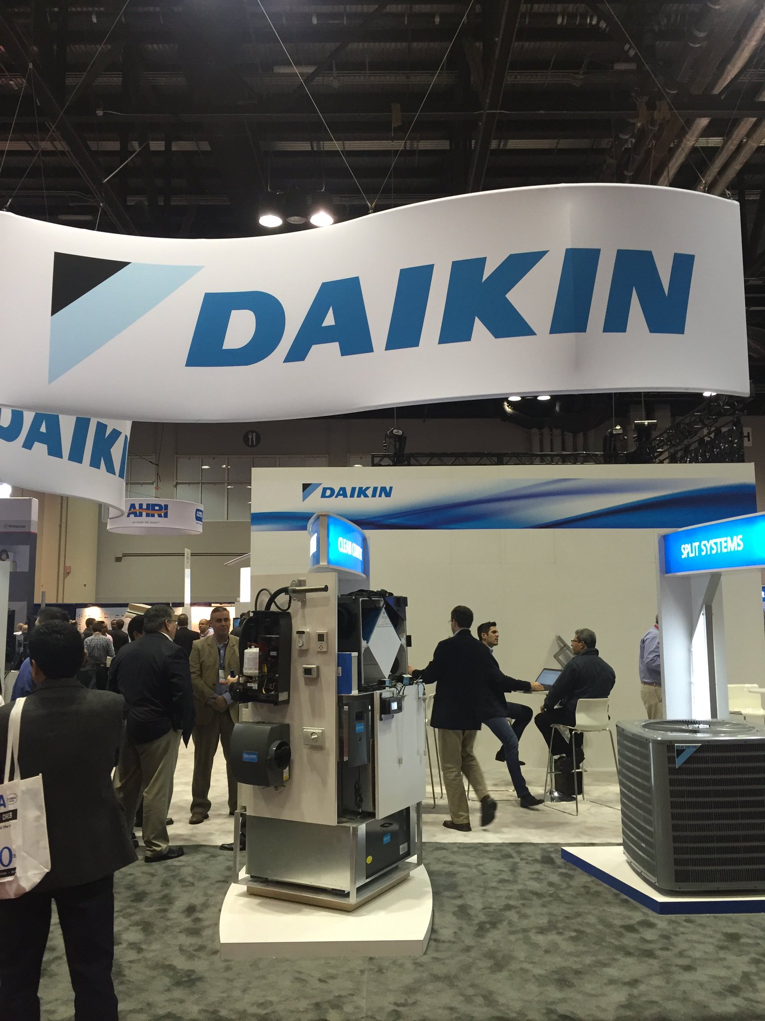 Daikin Applied on Twitter "BestofAHR Daikin split systems are on